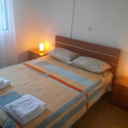 Erofili Apartment Пефкохори Екстериор снимка